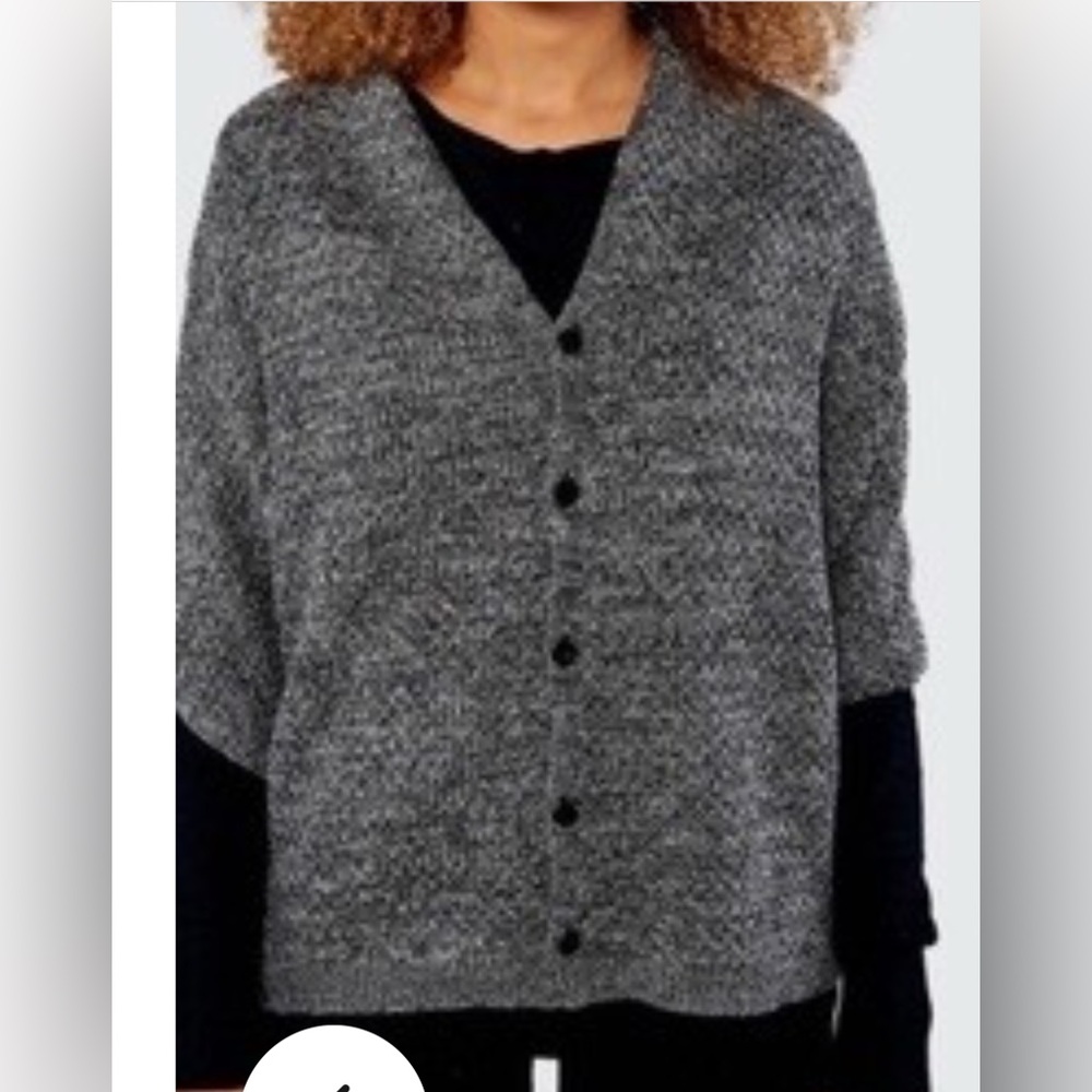 Bench Gray Knit 7 Ways Multi Functional Accessory. - Picture 9 of 9